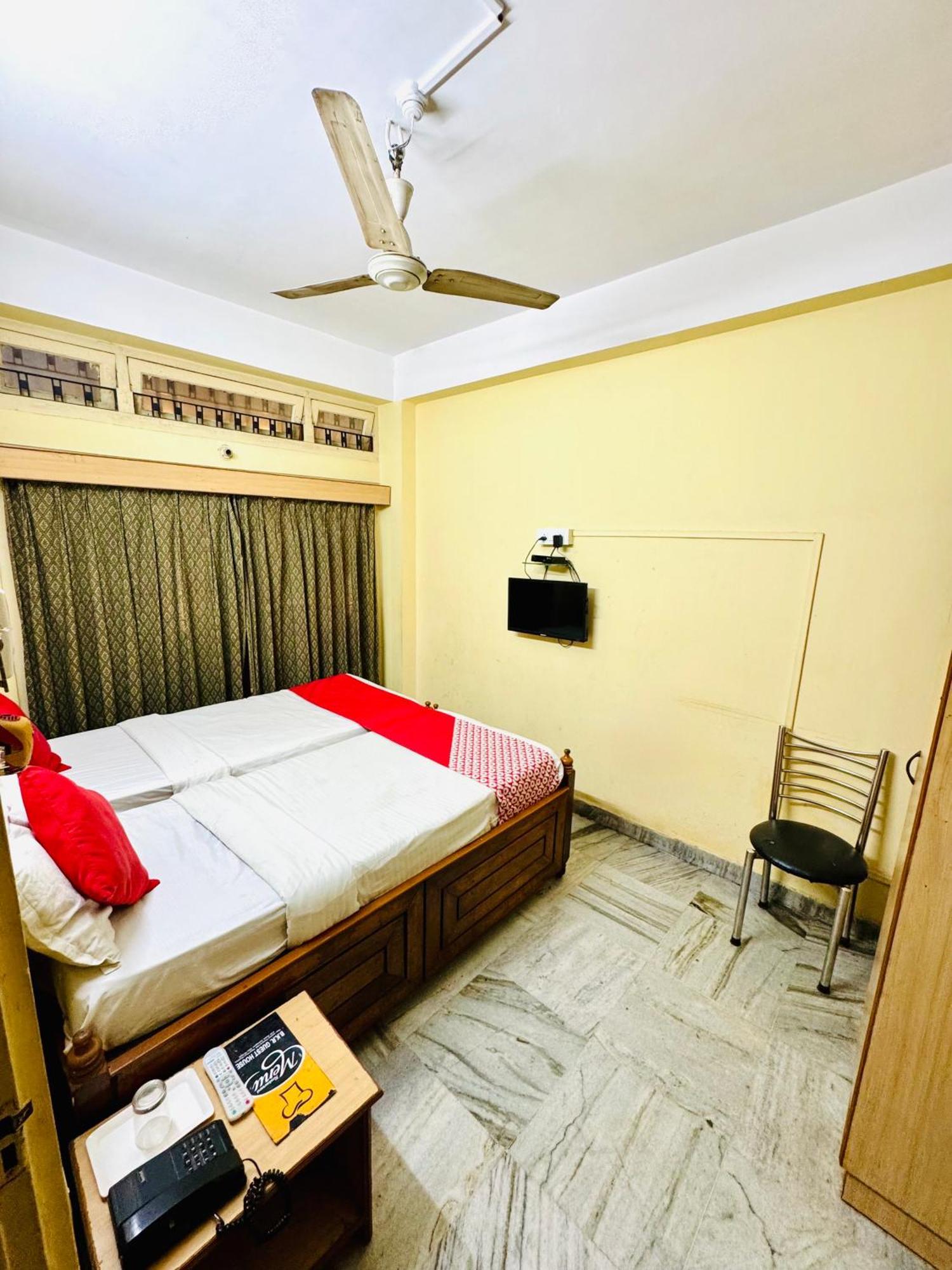 Hotel B K R Guwahati Exterior foto