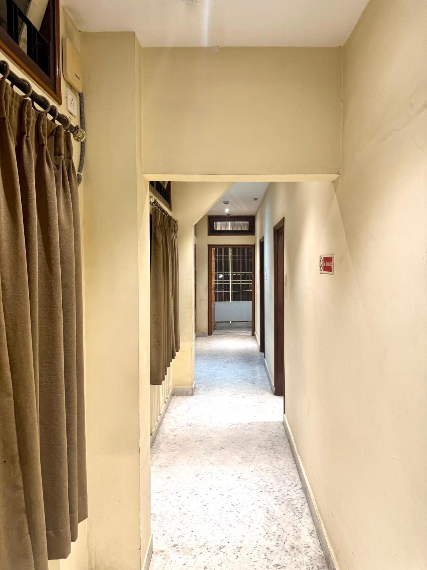 Hotel B K R Guwahati Exterior foto