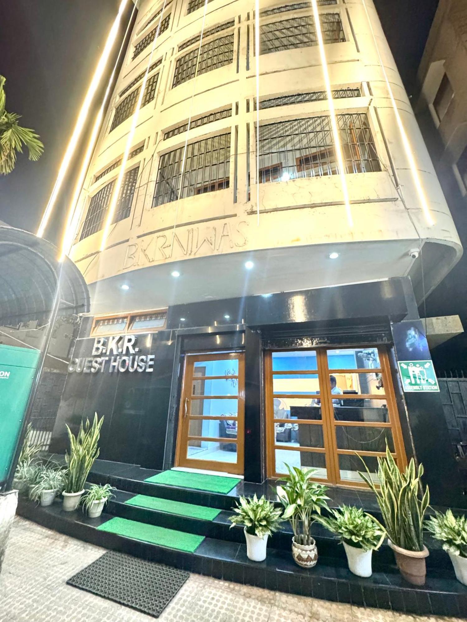 Hotel B K R Guwahati Exterior foto