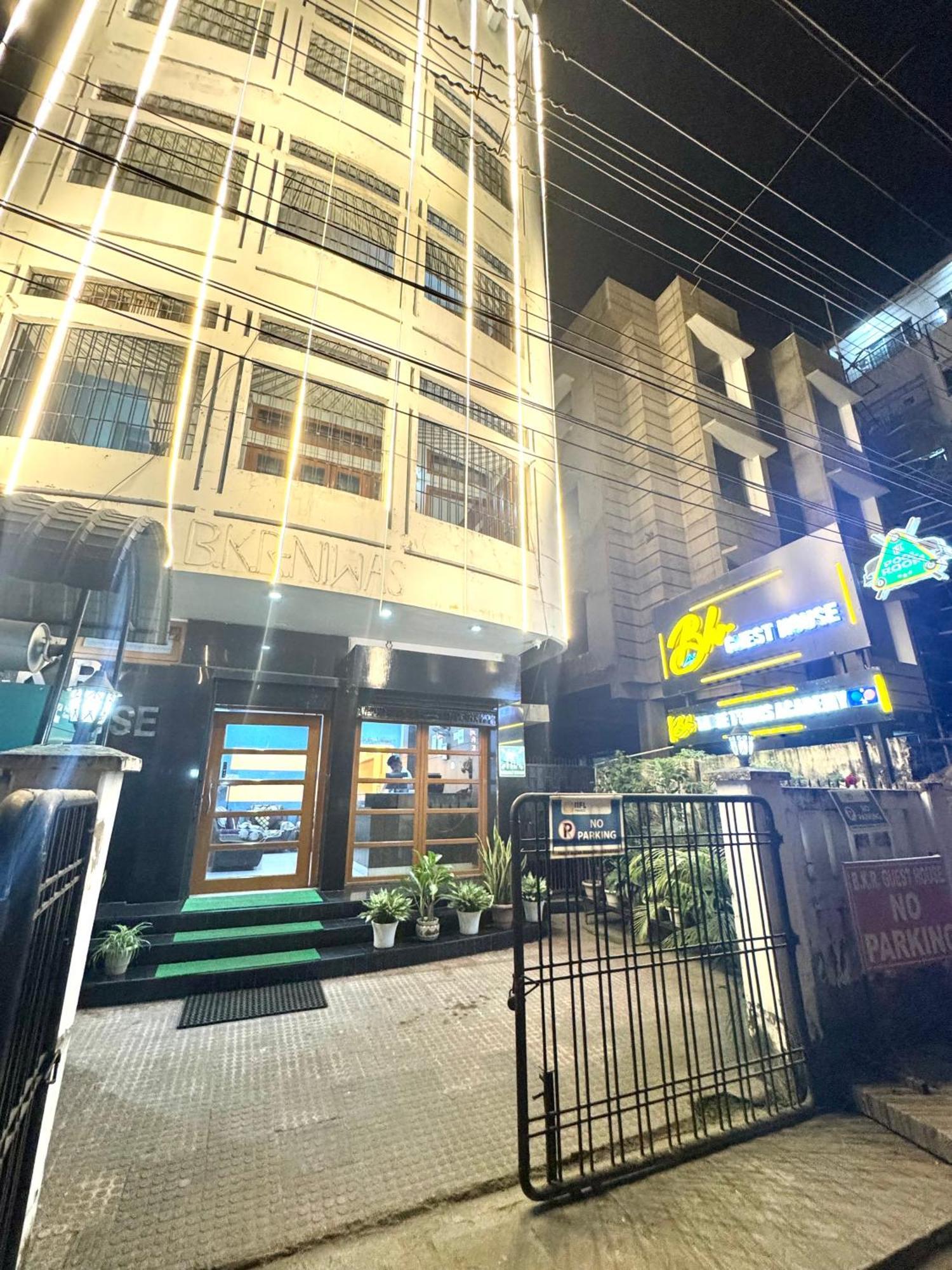 Hotel B K R Guwahati Exterior foto